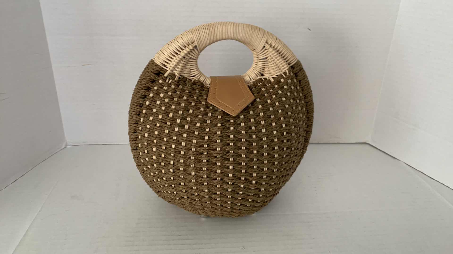 Photo 1 of WOMENS RATTAN BAG