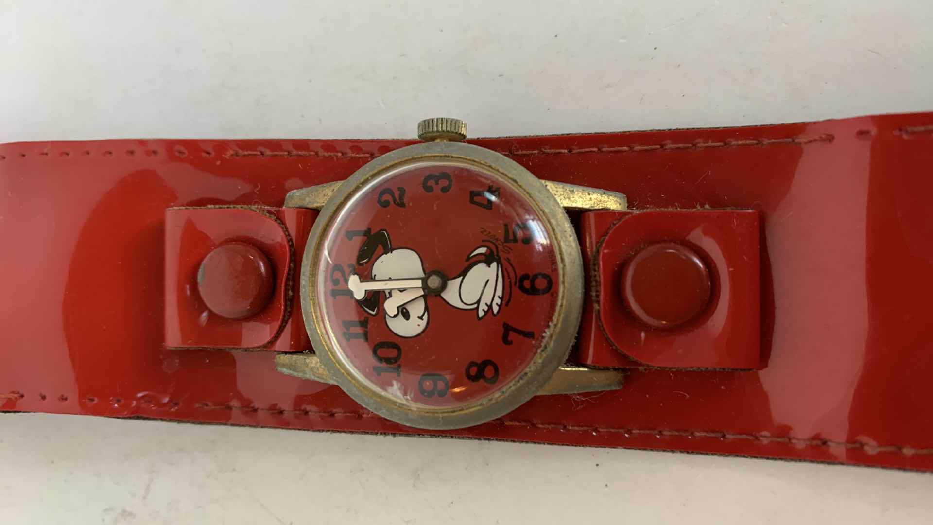 Photo 2 of VINTAGE PEANUTS SNOOPY WATCH