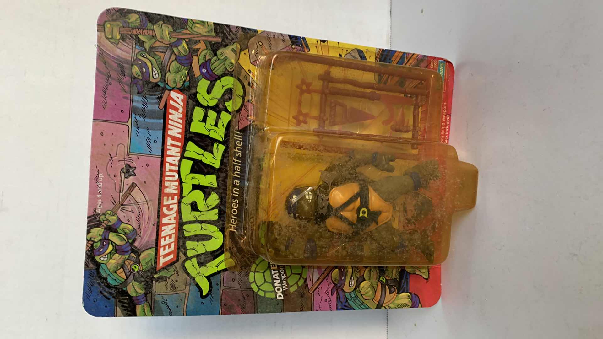 Photo 1 of PLAYMATES TEENAGE MUTANT NINJA TURTLES DONATELLO WEAPONS EDITION FIGURE