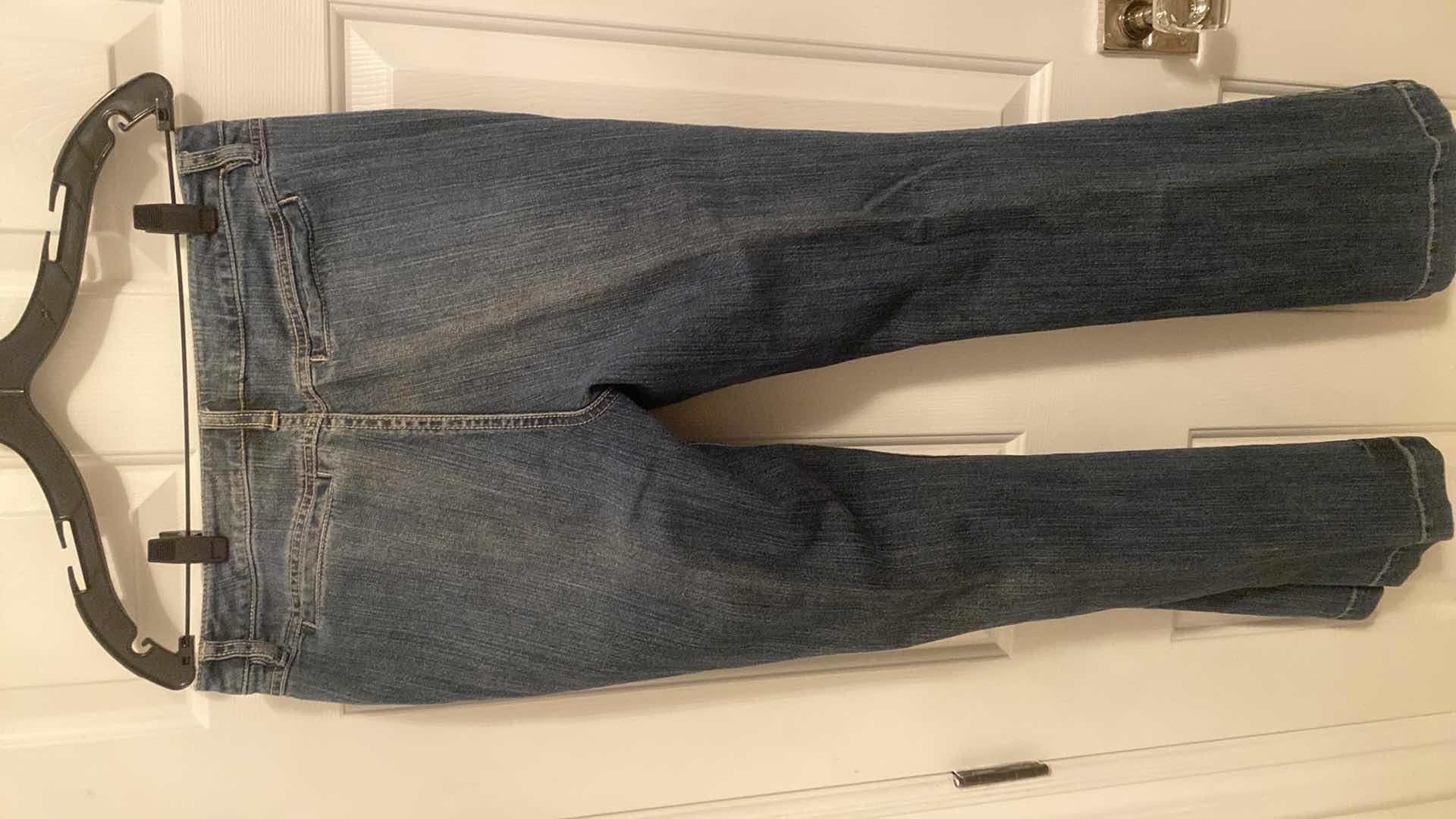 Photo 3 of LADIES SIZE 1 TALL CHICOS PLATINUM JEANS