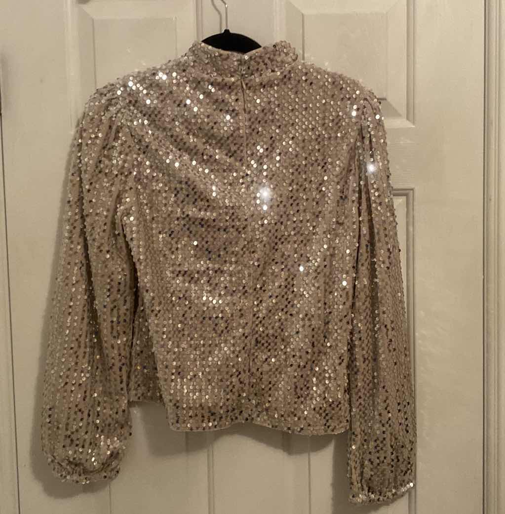 Photo 3 of NEW NO TAG LADIES SIZE LARGE SANCTUARY SEQUIN SHIRT