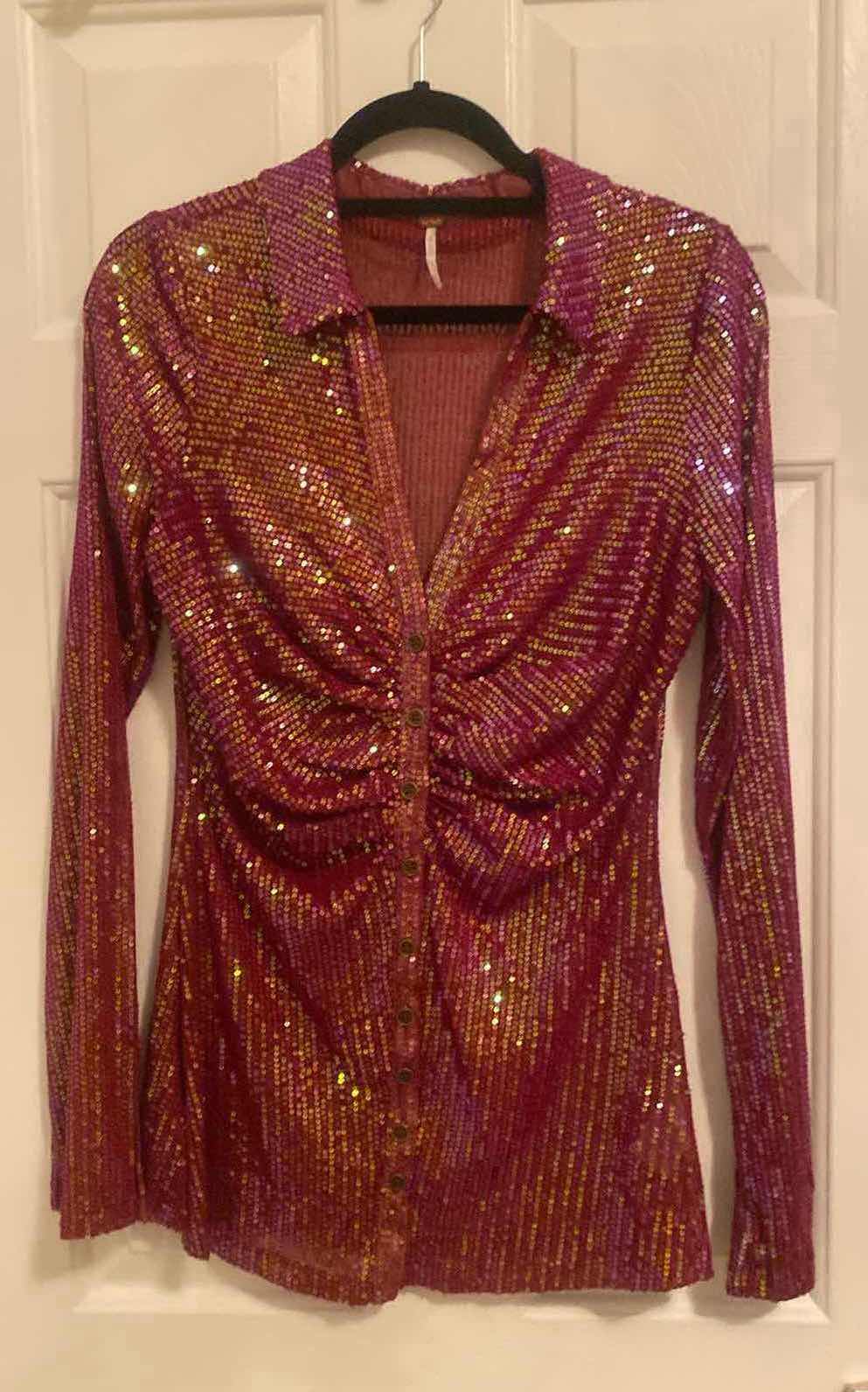 Photo 1 of LADIES SIZE LARGE FREE PEOPLE SEQUIN TOP