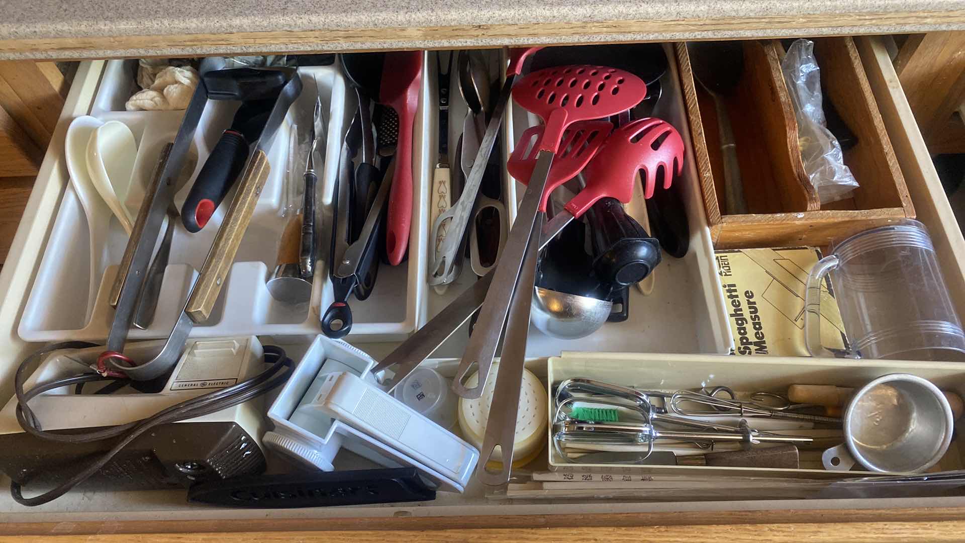 Photo 1 of CONTENTS KITCHEN CABINET - 2 DRAWERS COOKING TOOLS