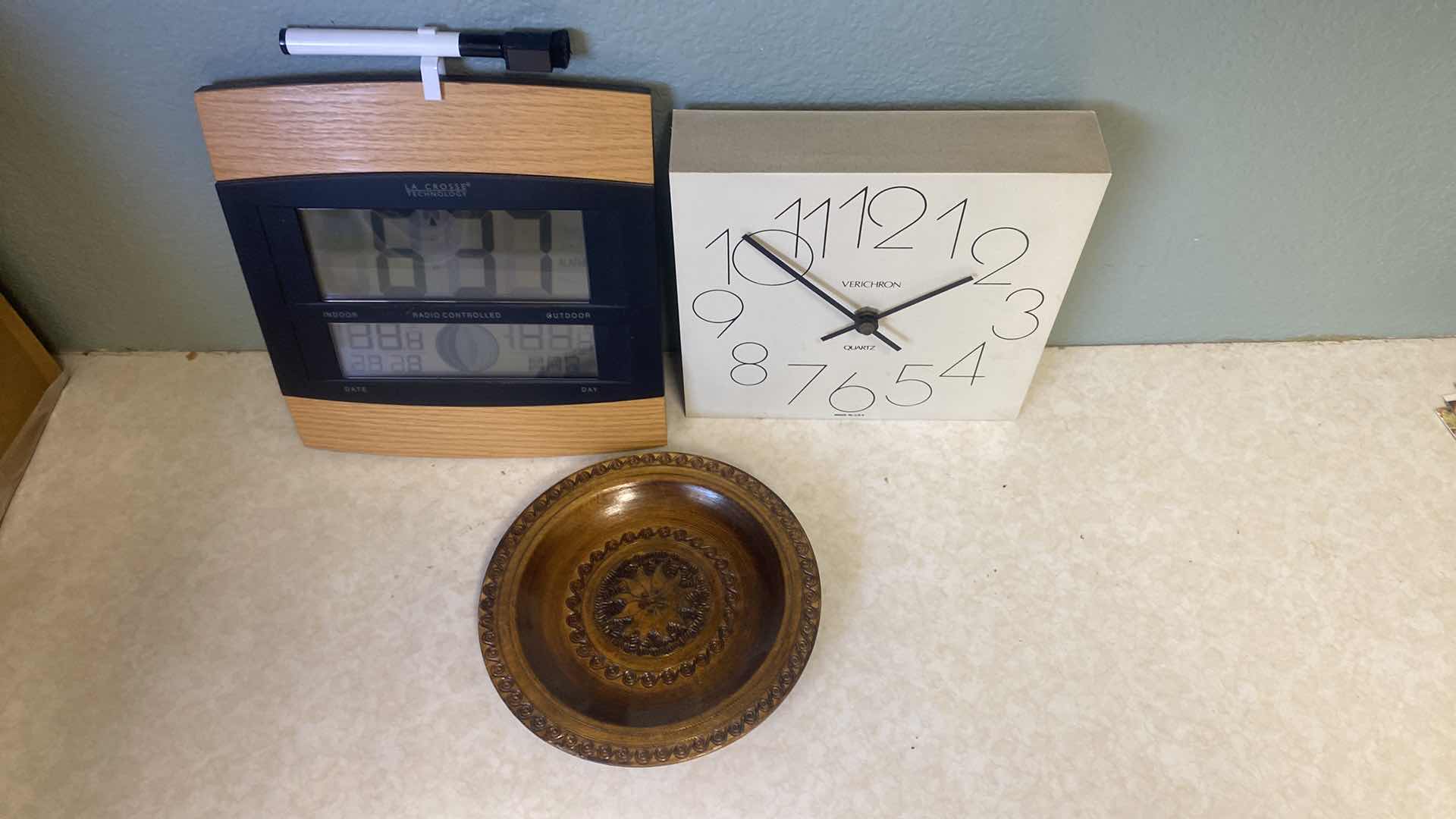 Photo 2 of CLOCKS AND WOOD DISH