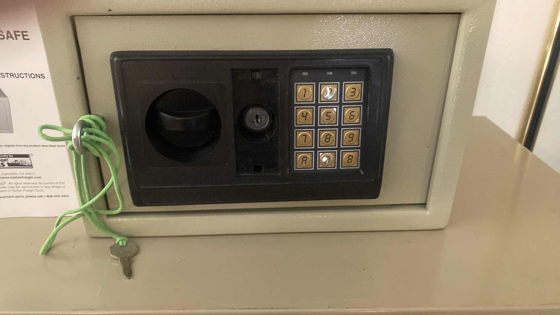 Photo 2 of BUNKER HILL DIGITAL ELECTRIC SAFE WITH KEYS