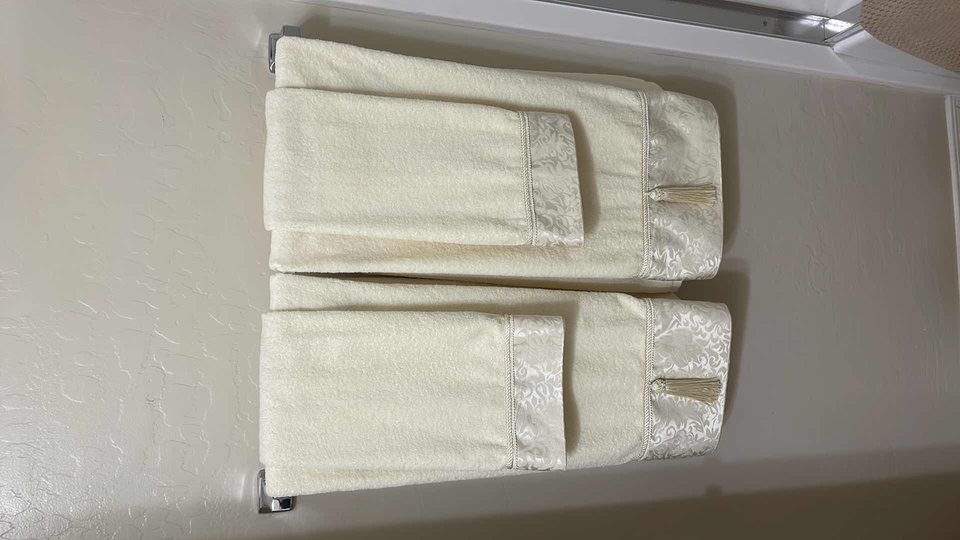 Photo 4 of BATHROOM DECORATIVE TOWELS SET OF 8