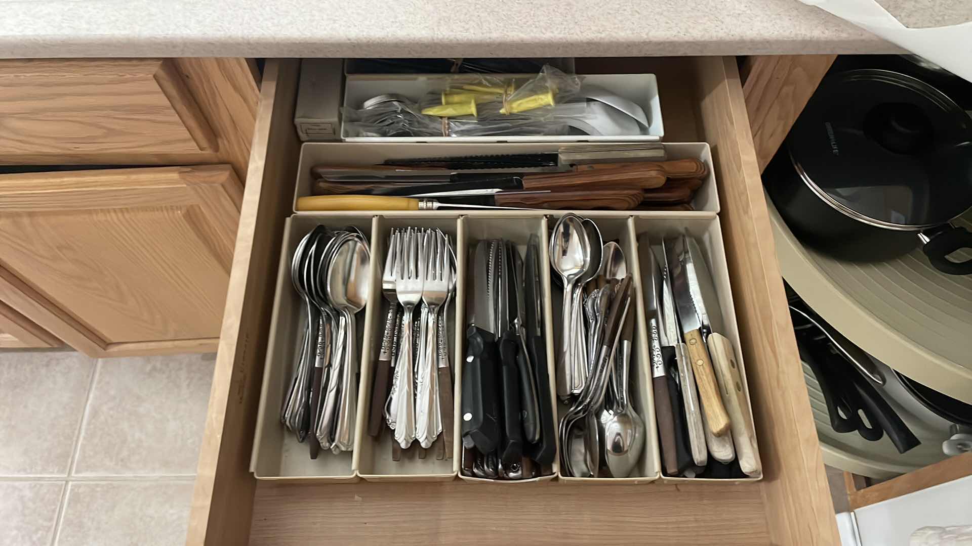 Photo 2 of CONTENTS OF SILVERWARE CABINET