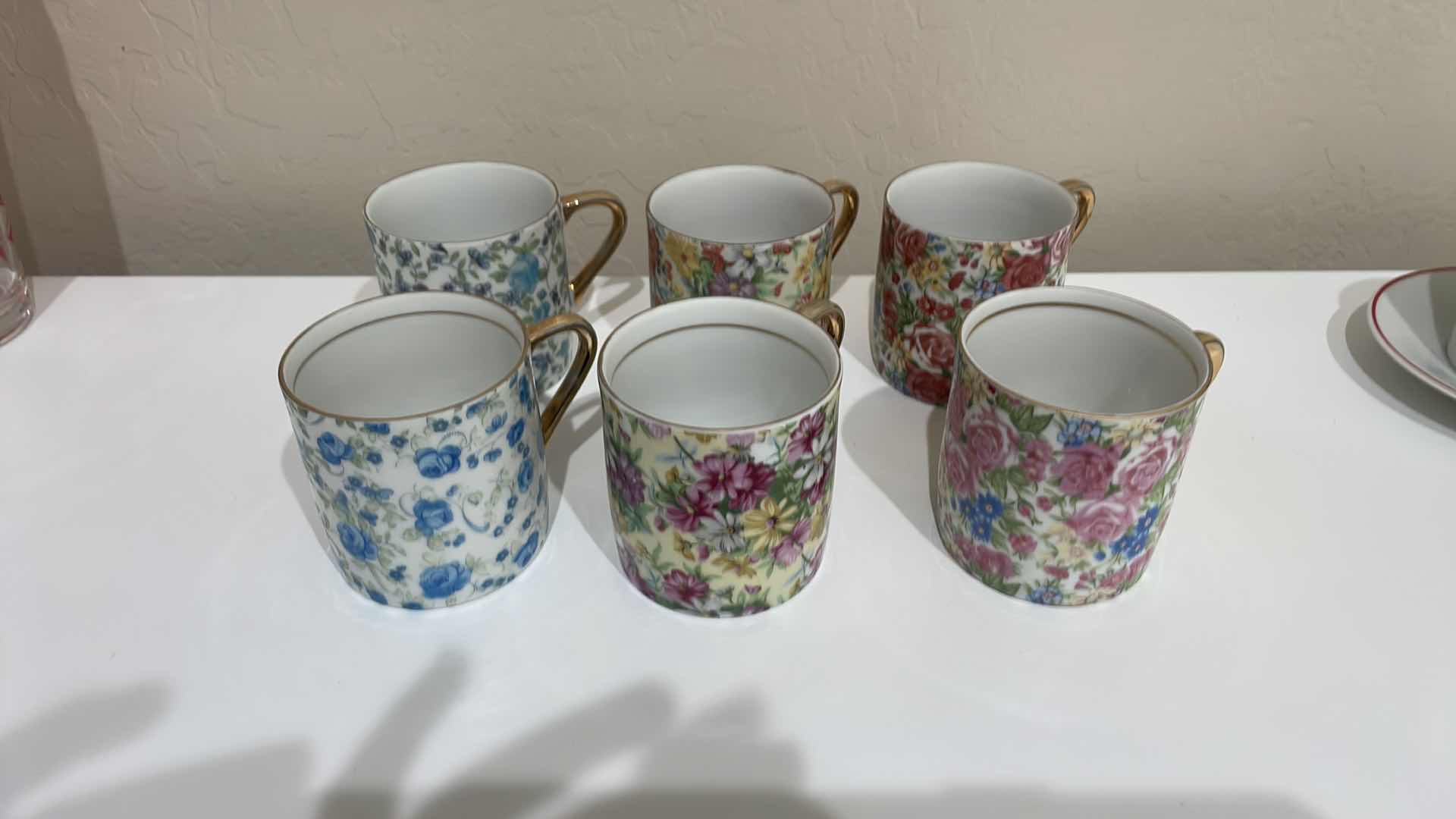 Photo 1 of SET OF 6 FLORAL ESPRESSO CUPS