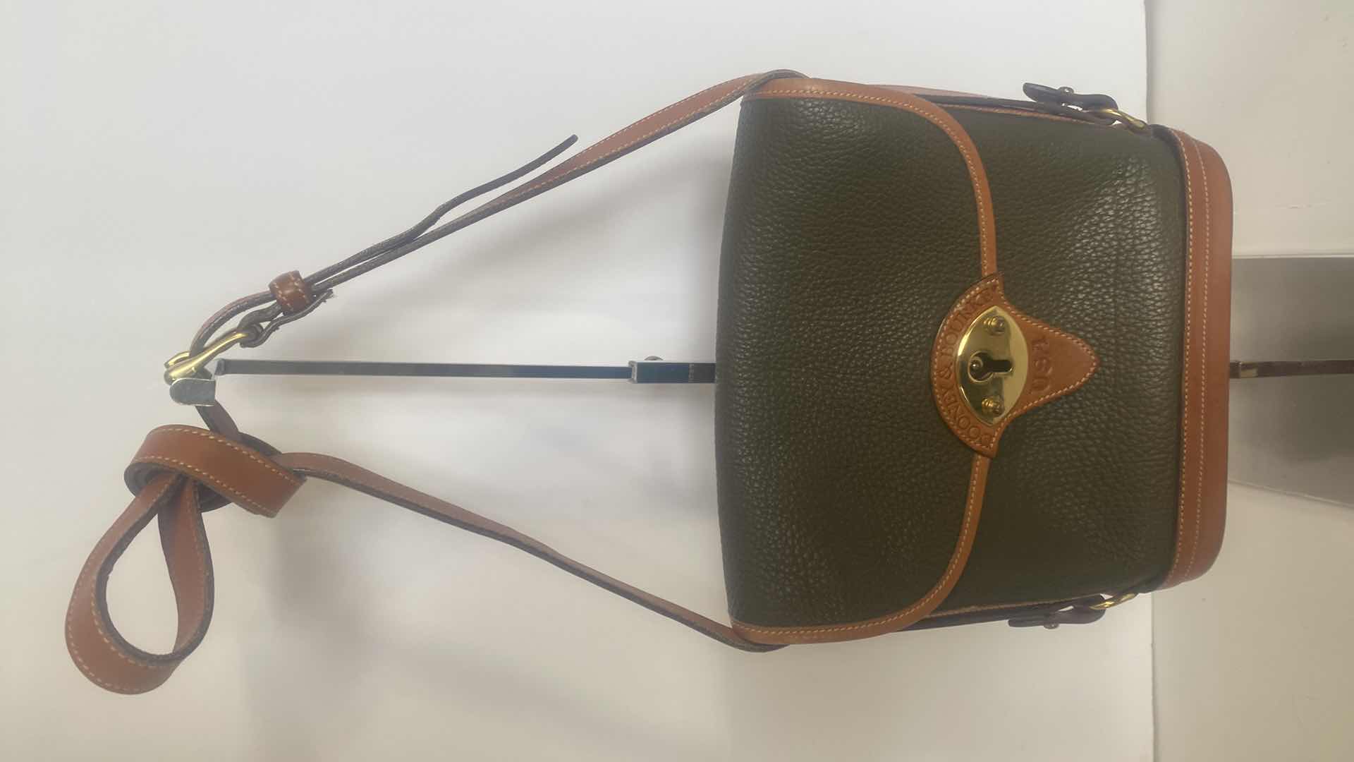 Photo 1 of DOONEY & BOURKE HANDBAG BROWN LEATHER