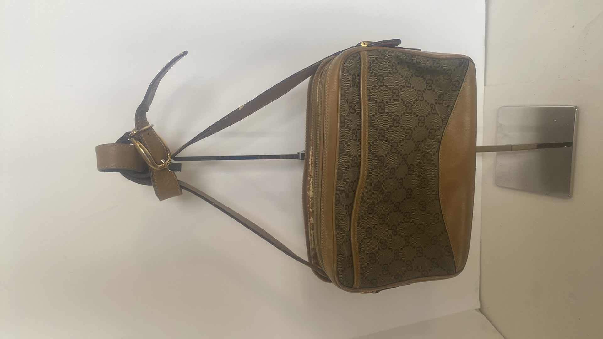 Photo 1 of GUCCI HANDBAG - FABRIC & LEATHER