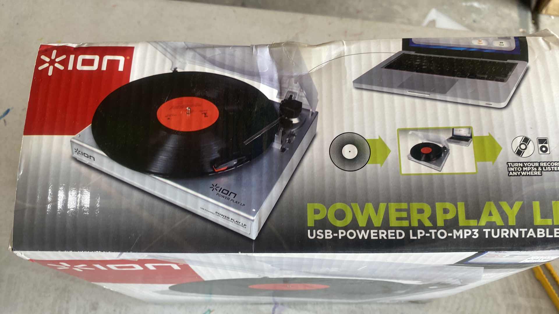 Photo 2 of ION POWERPLAY LB TURNTABLE