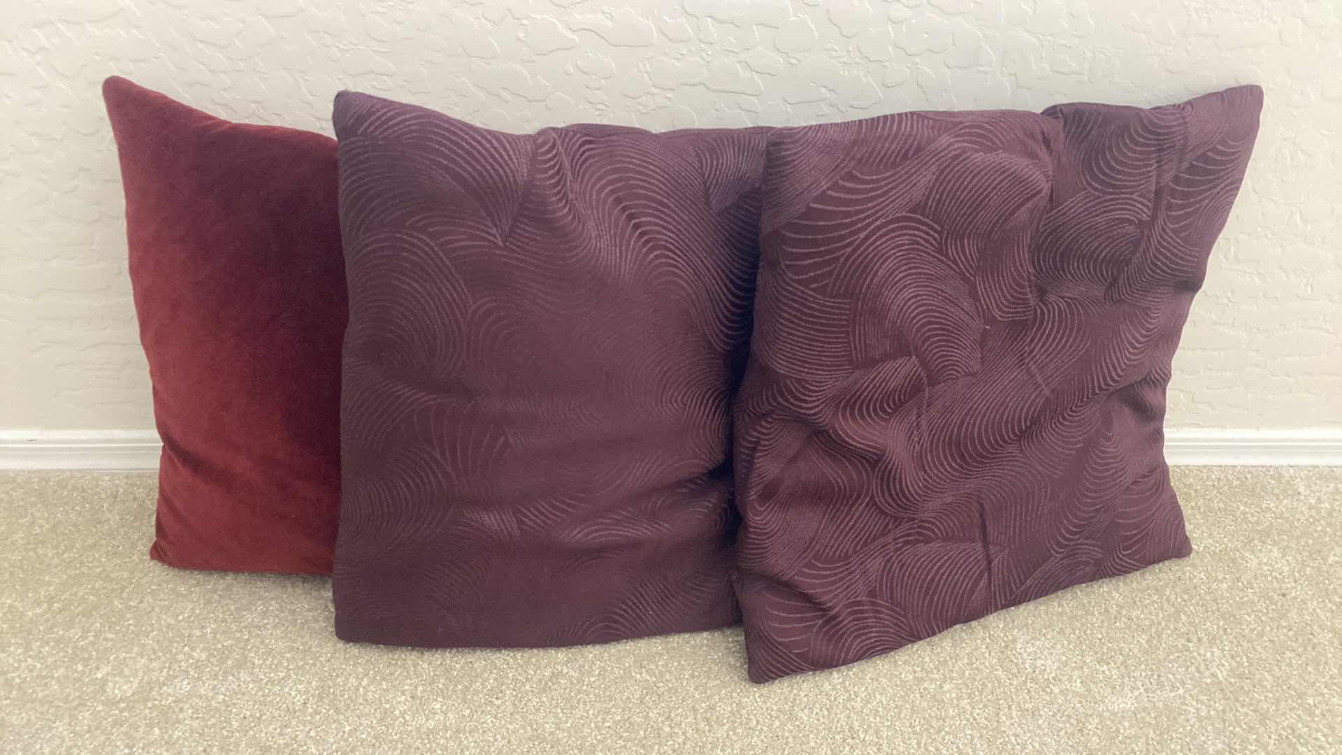 Photo 3 of 2-THROWS  & 3 TOSS PILLOWS