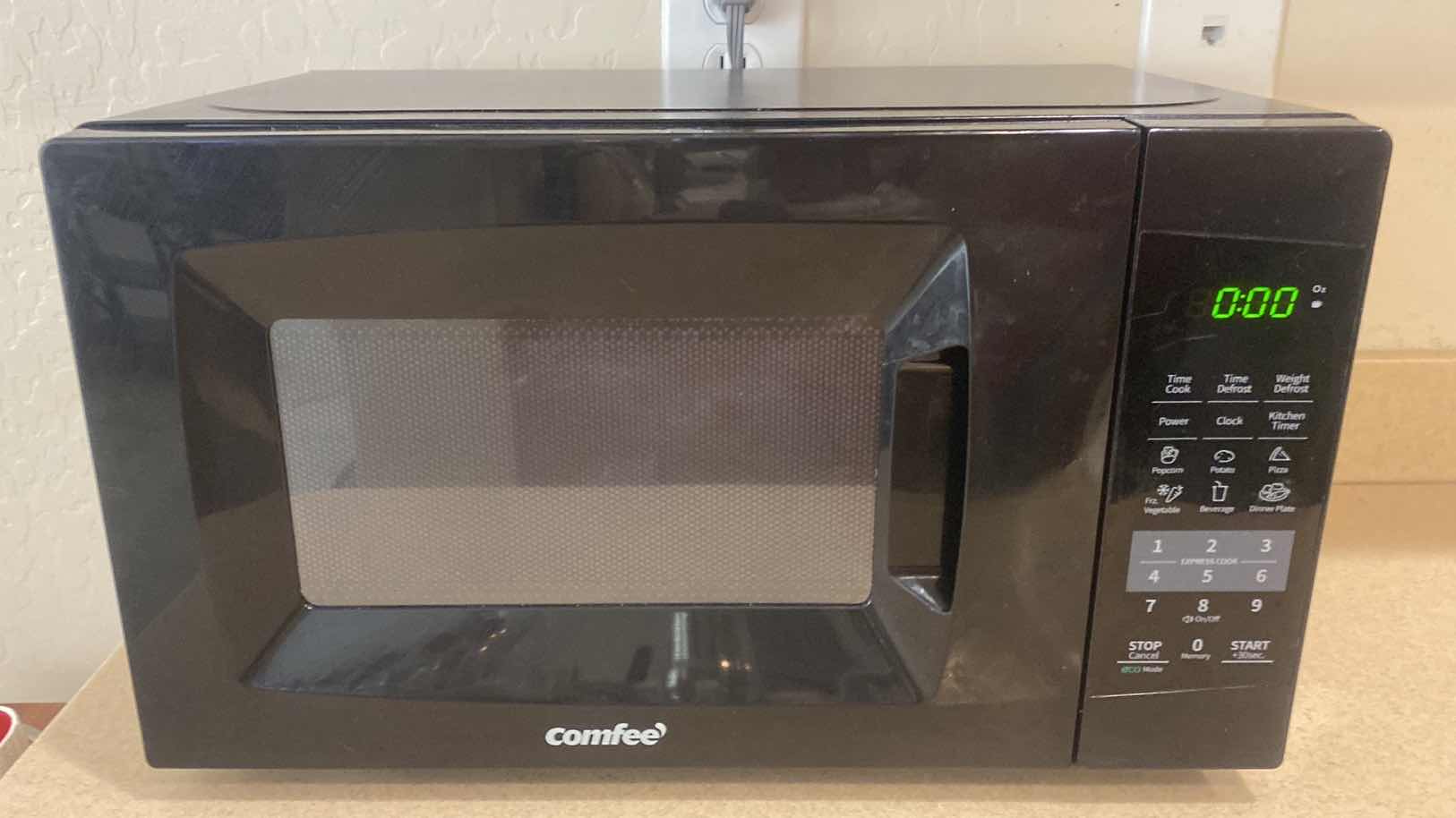 Photo 1 of COMFEE MICROWAVE 17” x 11 1/2”