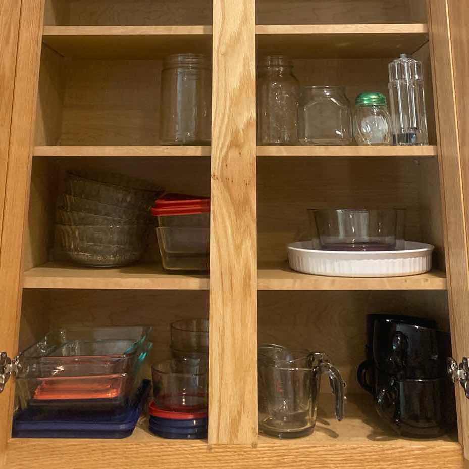 Photo 1 of CONTENTS OF KITCHEN CABINET - GLASS STORAGE SOUP CUPS & BOWLS