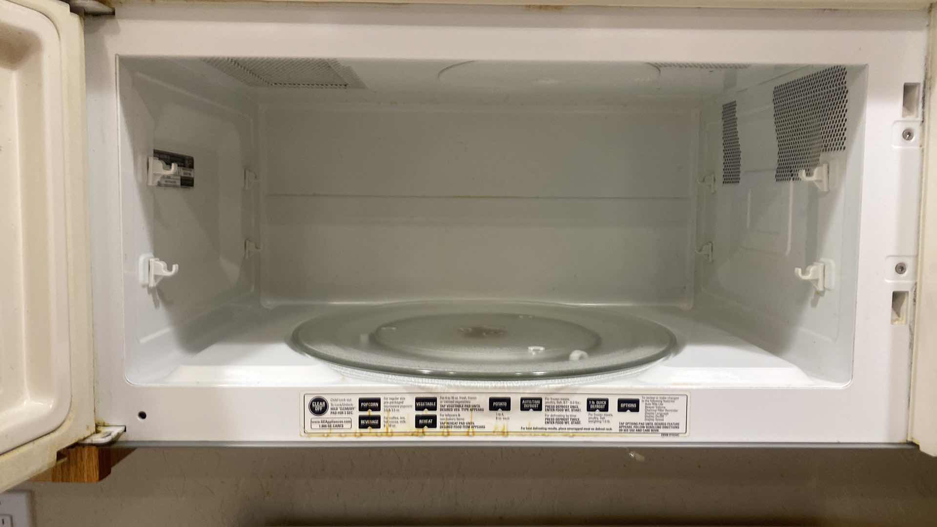 Photo 4 of GE 30” OVER THE RANGE MICROWAVE