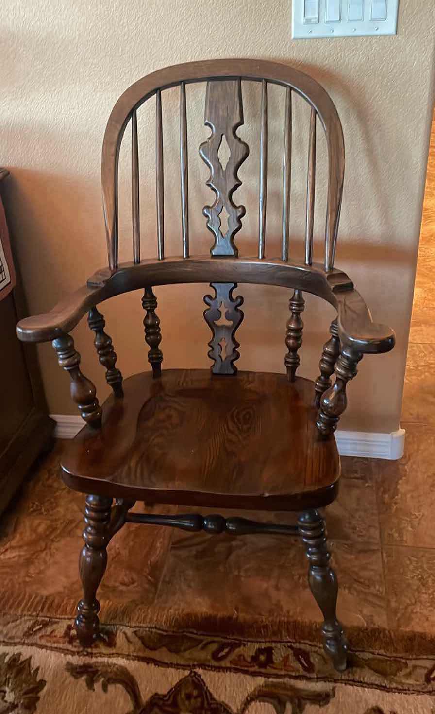 Photo 4 of ETHAN ALLEN ROYAL CHARTER OAK BOWBACK WINDSOR DINING ARMCHAIR  27”x42”H ( TWO AVAILABLE EACH SOLD SEPARATELY)