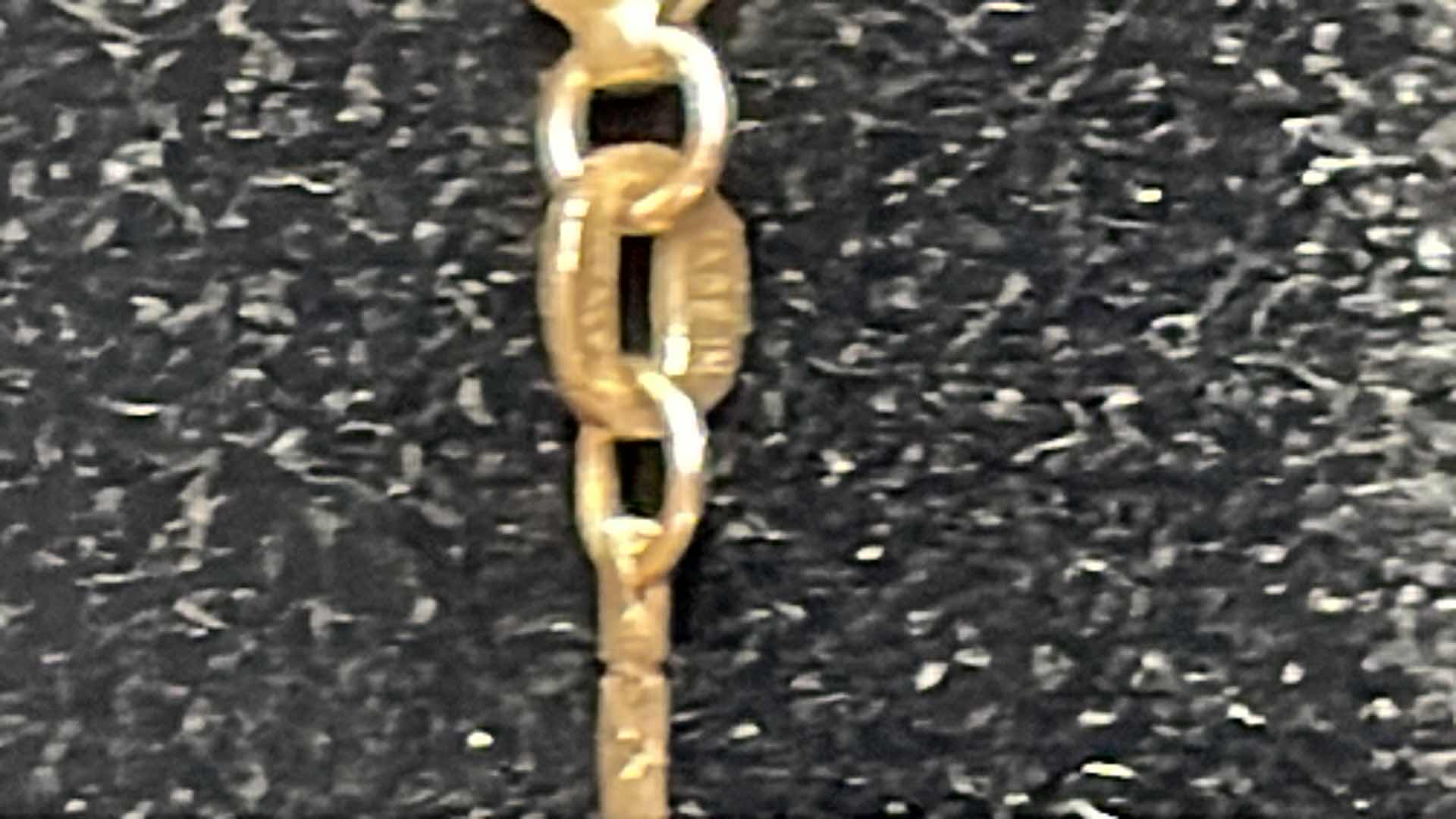 Photo 3 of FINE JEWELRY 9” 14K GOLD COBRA CHAIN