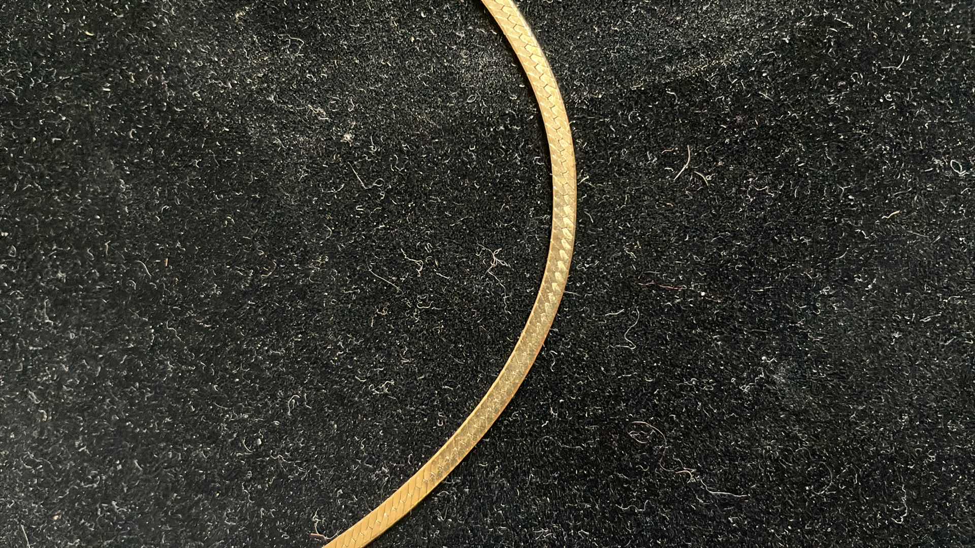 Photo 2 of FINE JEWELRY- 12” 14K GOLD HERRINGBONE CHAIN