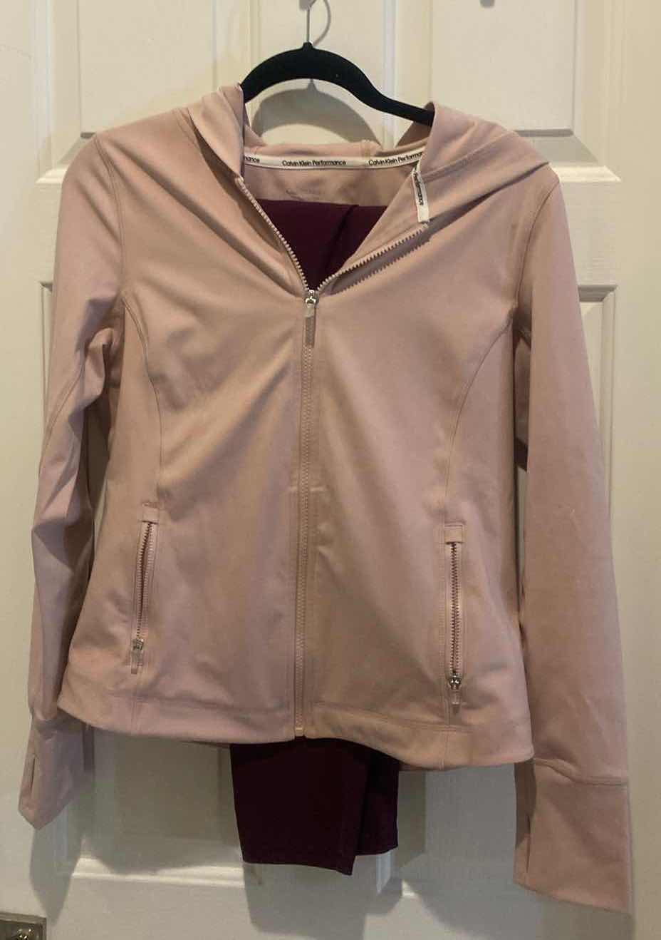 Photo 1 of CALVIN KLEIN PERFORMANCE JACKET SIZE MEDIUM & KINESIS LEGGINGS WOMENS SIZE LARGE