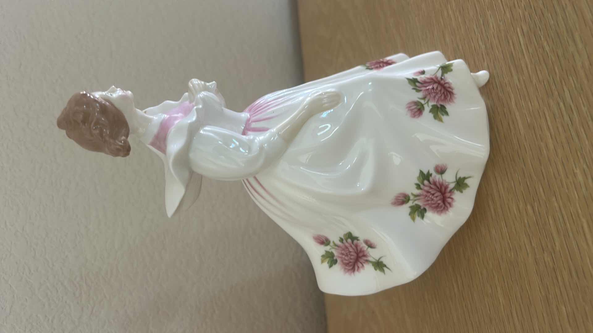Photo 1 of ROYAL DOULTON PORCELAIN FIGURINE H8”