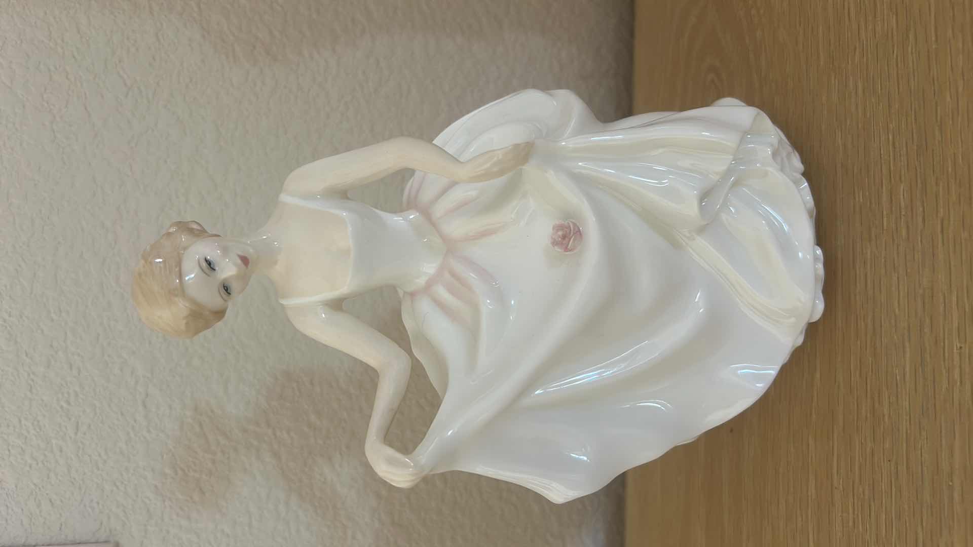 Photo 1 of SIGNED ROYAL DOULTON PORCELAIN FIGURINE H8”