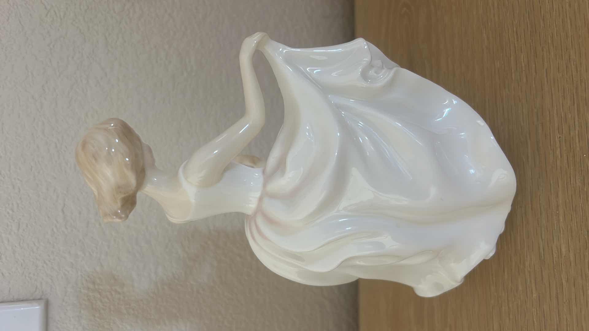 Photo 1 of SIGNED ROYAL DOULTON PORCELAIN FIGURINE H8”