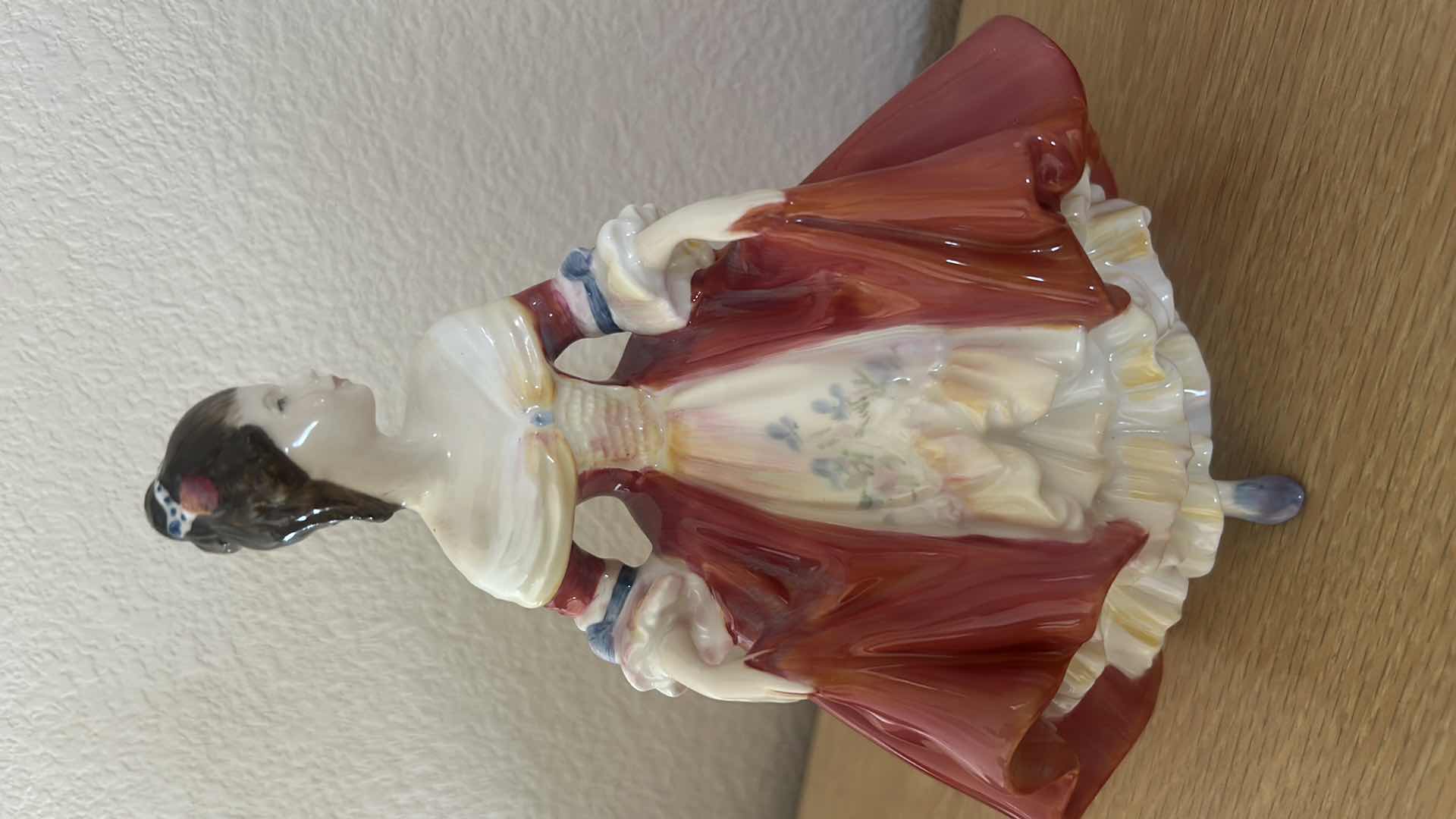 Photo 1 of ROYAL DOULTON PORCELAIN FIGURINE H8”