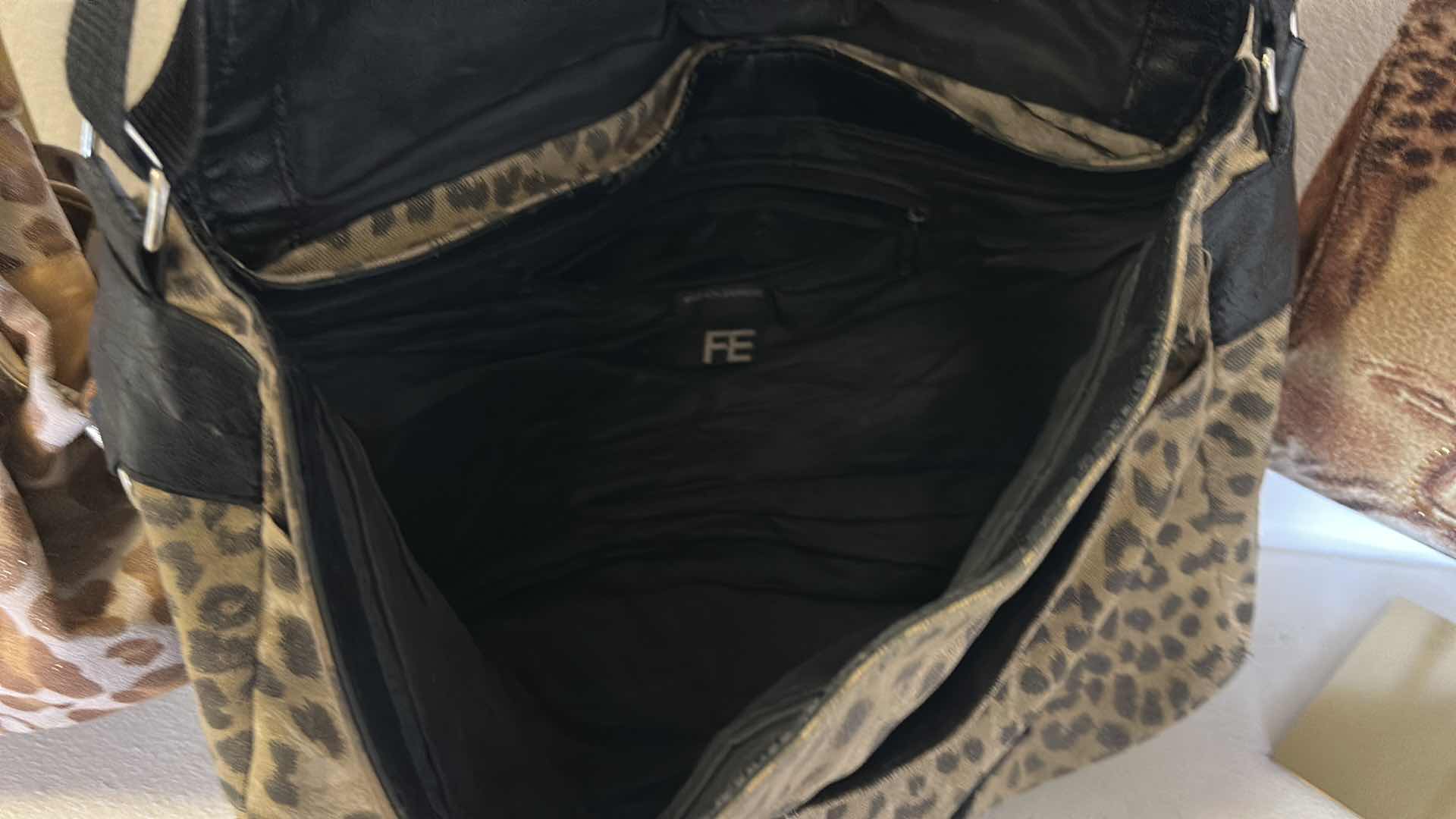 Photo 1 of 3 WOMENS HANDBAGS
