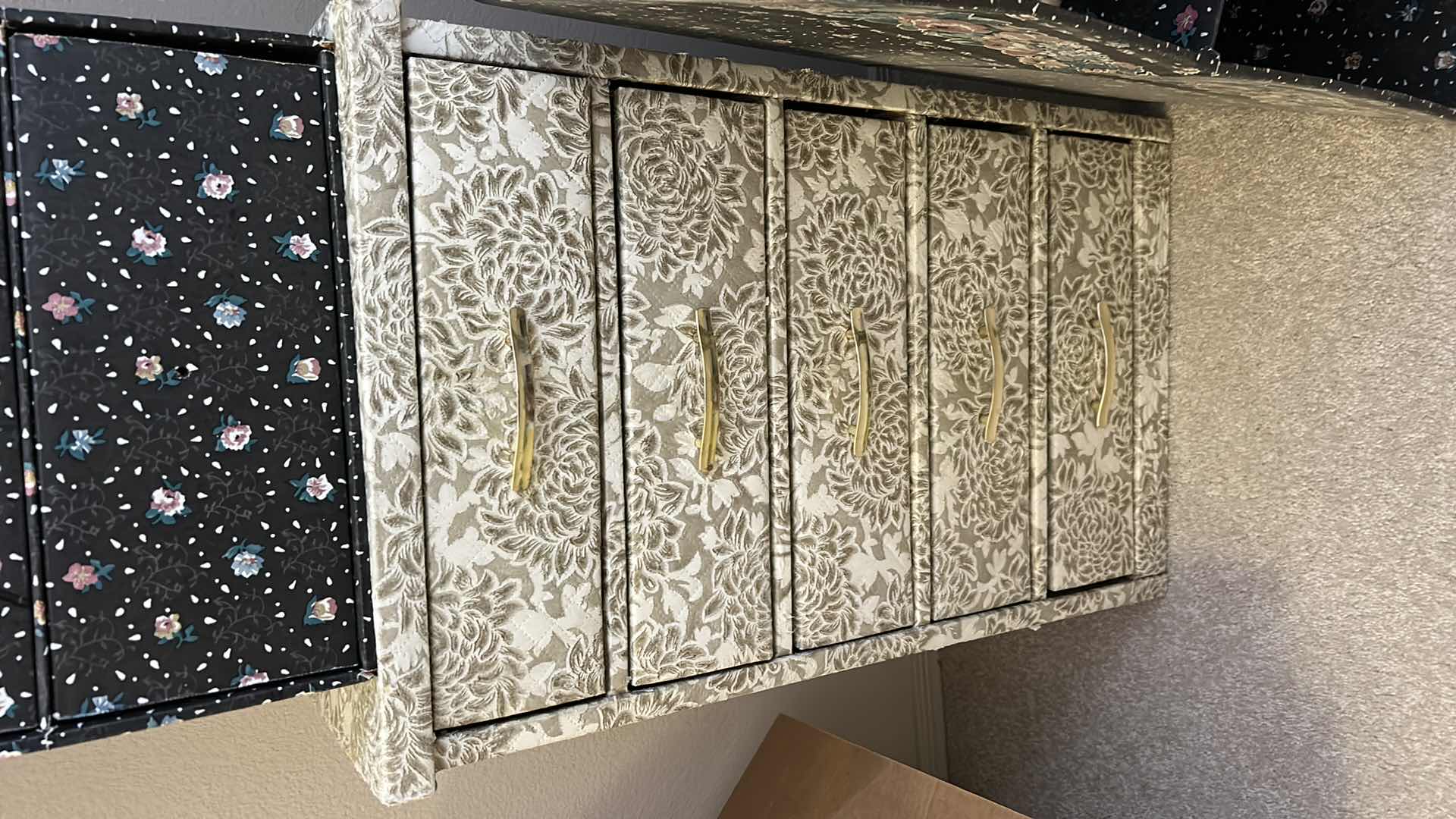 Photo 1 of STORAGE BOXES (LARGEST 19“ x 13“ x H30“