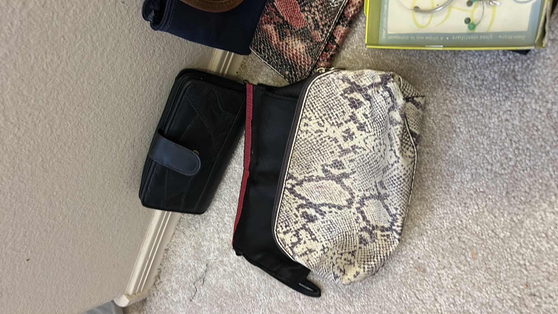 Photo 1 of WOMENS COIN PURSES AND WALLETS