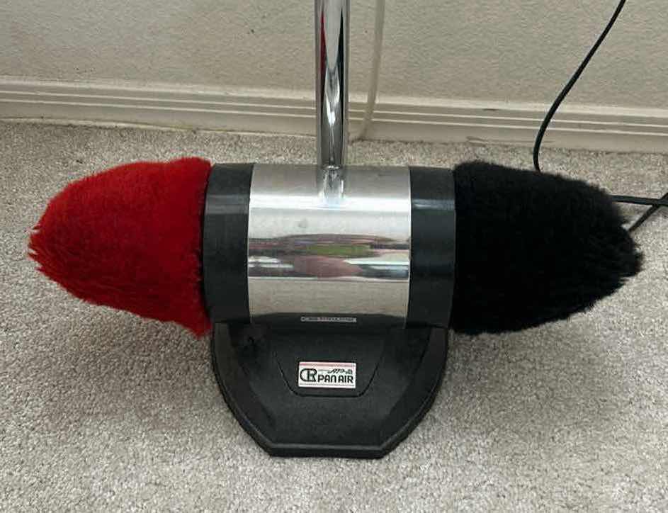 Photo 1 of PAN AIR SHOE SHINE MACHINE