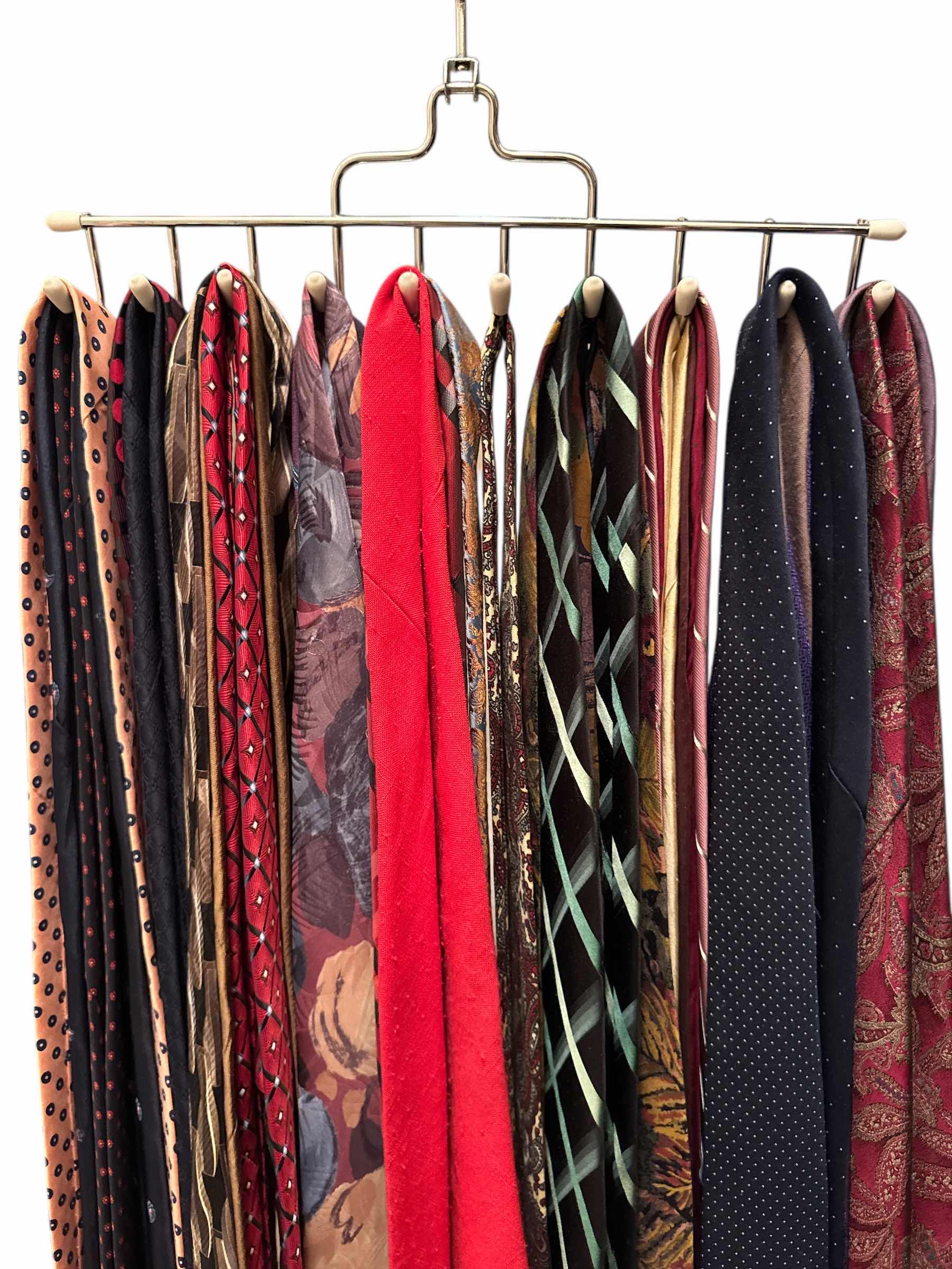 Photo 1 of METAL TIE RACK TIES INCLUDED
W14.5” X L8”