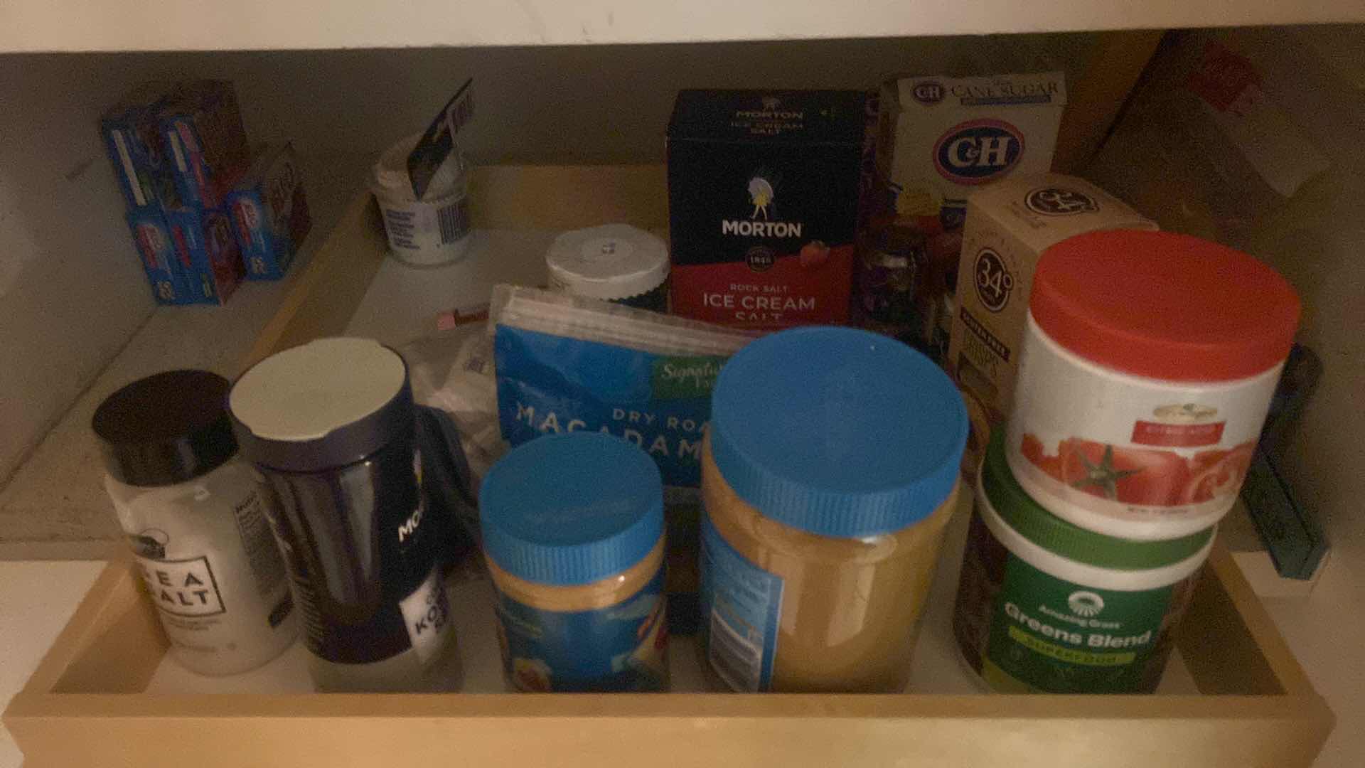 Photo 1 of CONTENTS OF PANTRY - FOOD