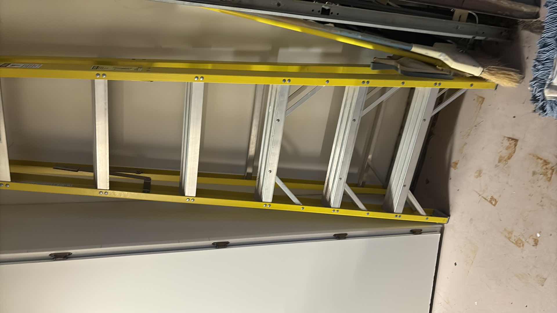 Photo 1 of 8FT ALUMINUM LADDER