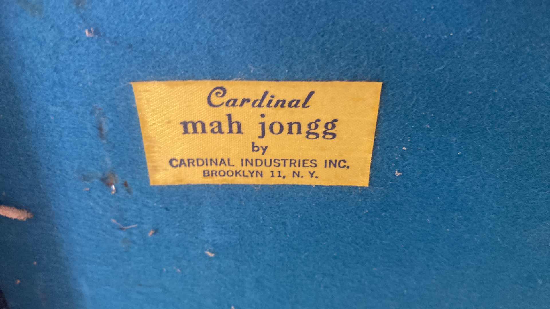 Photo 1 of VINTAGE 1960’s CARDINAL INDUSTRIES BAKELITE MAHJONG SET