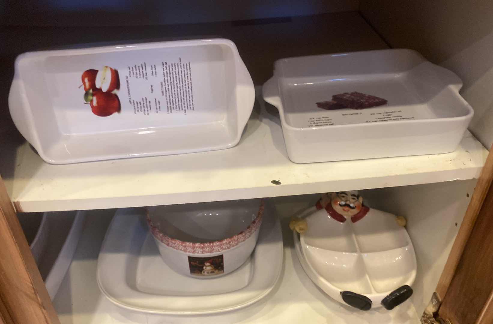 Photo 1 of CONTENTS KITCHEN CABINET - CERAMIC BAKEWARE & SERVEWARE
