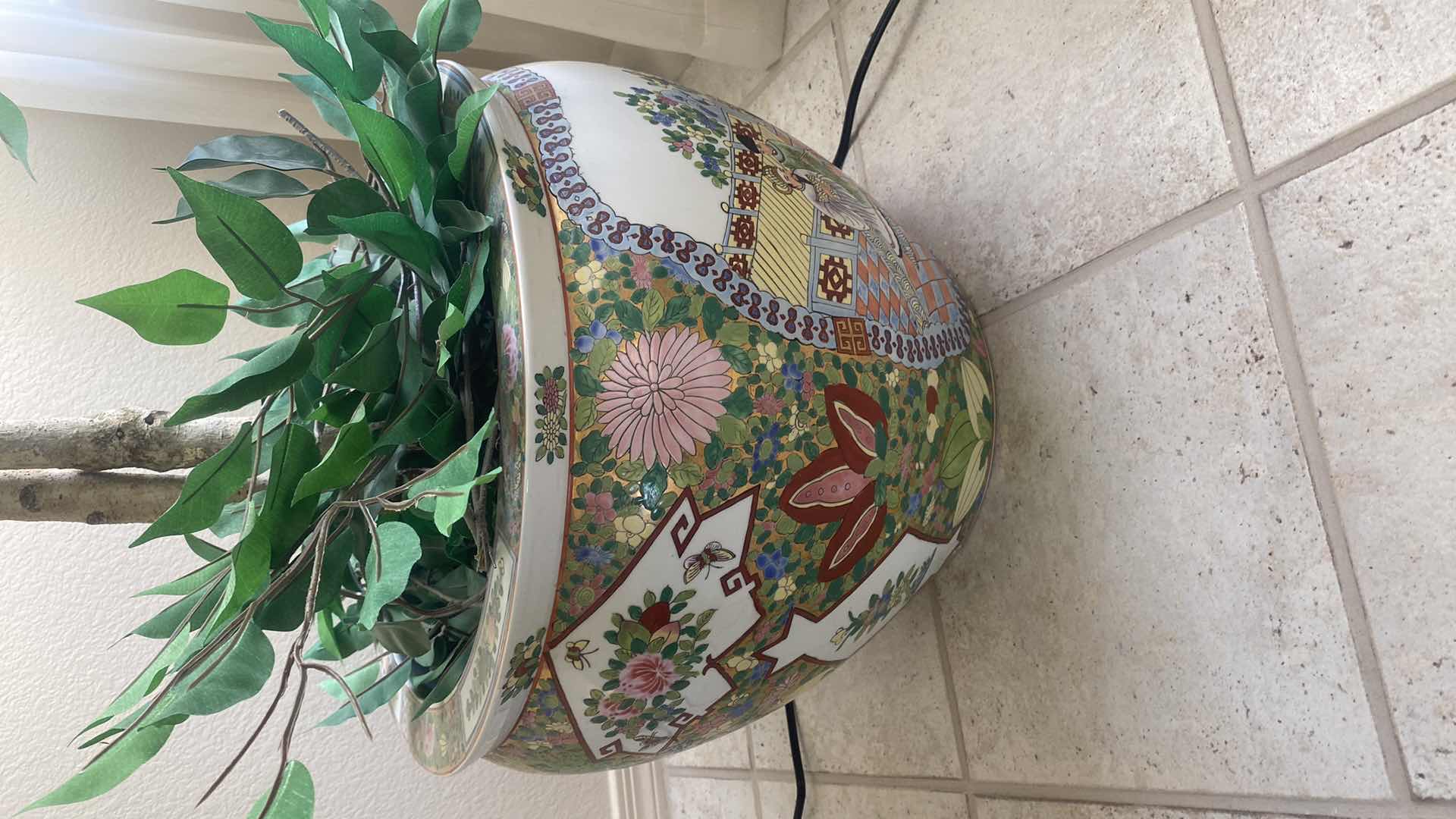 Photo 1 of FAUX FICUS TREE IN FISHBOWL POT H6’