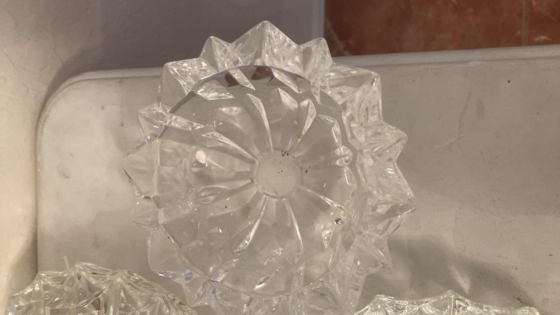Photo 1 of 4 - CRYSTAL ASHTRAYS