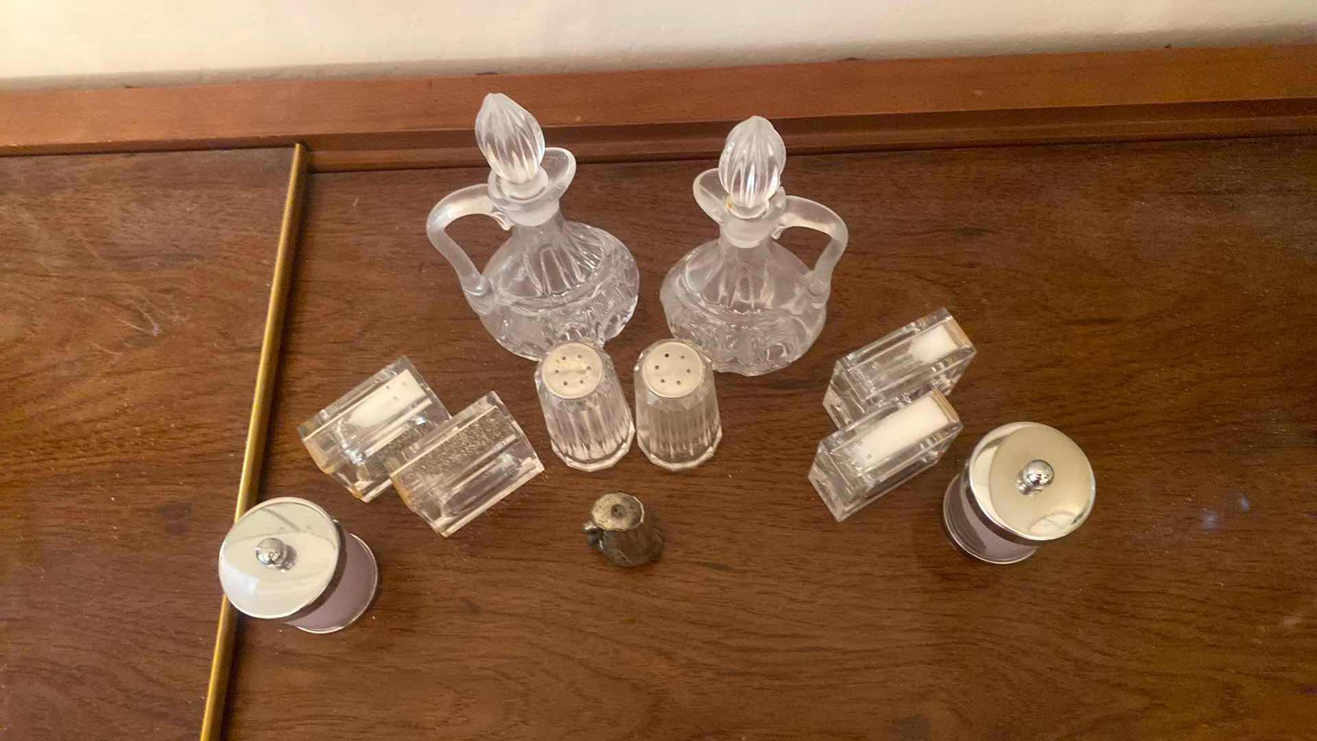 Photo 1 of 11 - GLASS & ACRYLIC OIL & VINEGAS SALT & PRPPER 2 CIVERED CANDLES