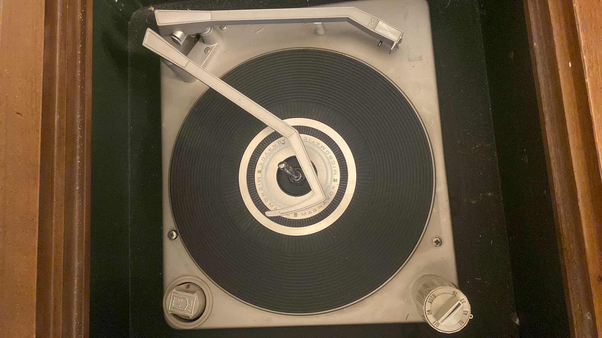Photo 1 of VINTAGE MAGNAVOX ASTRONIC SERIES SOLID STATE STERO HI FI WITH STORAGE FOR ALBUMS 66” x 19 1/2” H29 1/2” (Tested)