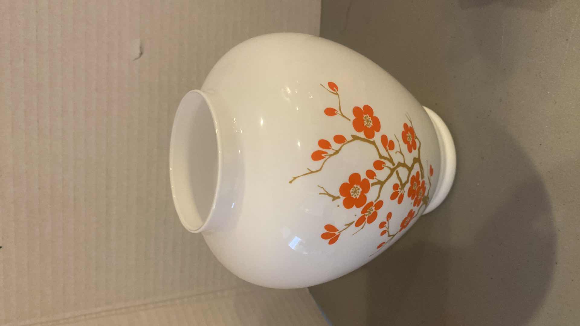 Photo 1 of WAX ROSE & CHINA GINGER JAR FROM ITALY H10”