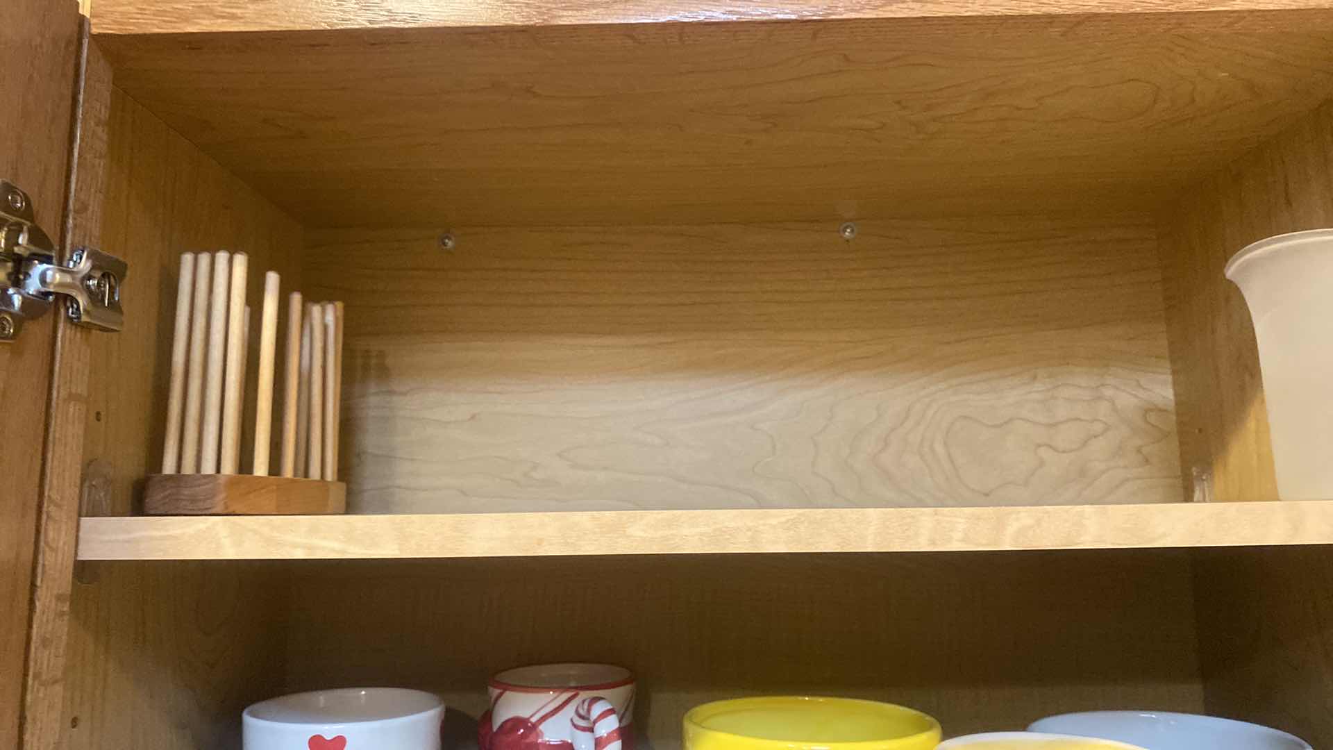 Photo 1 of CONTENTS OF CABINET - COFFEE CUPS & SPICES