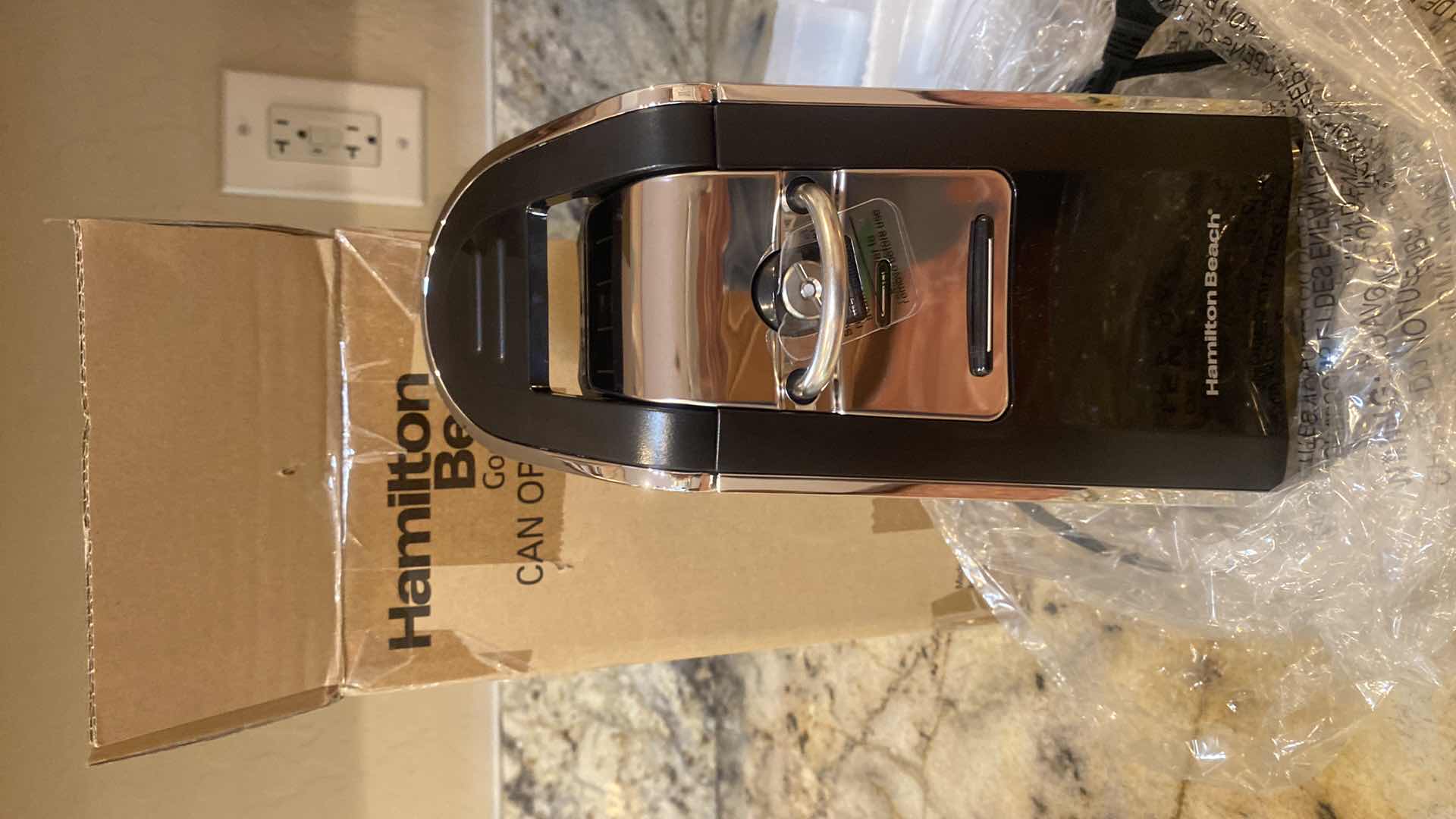 Photo 1 of NIB HAMILTON BEACH CAN OPENER
