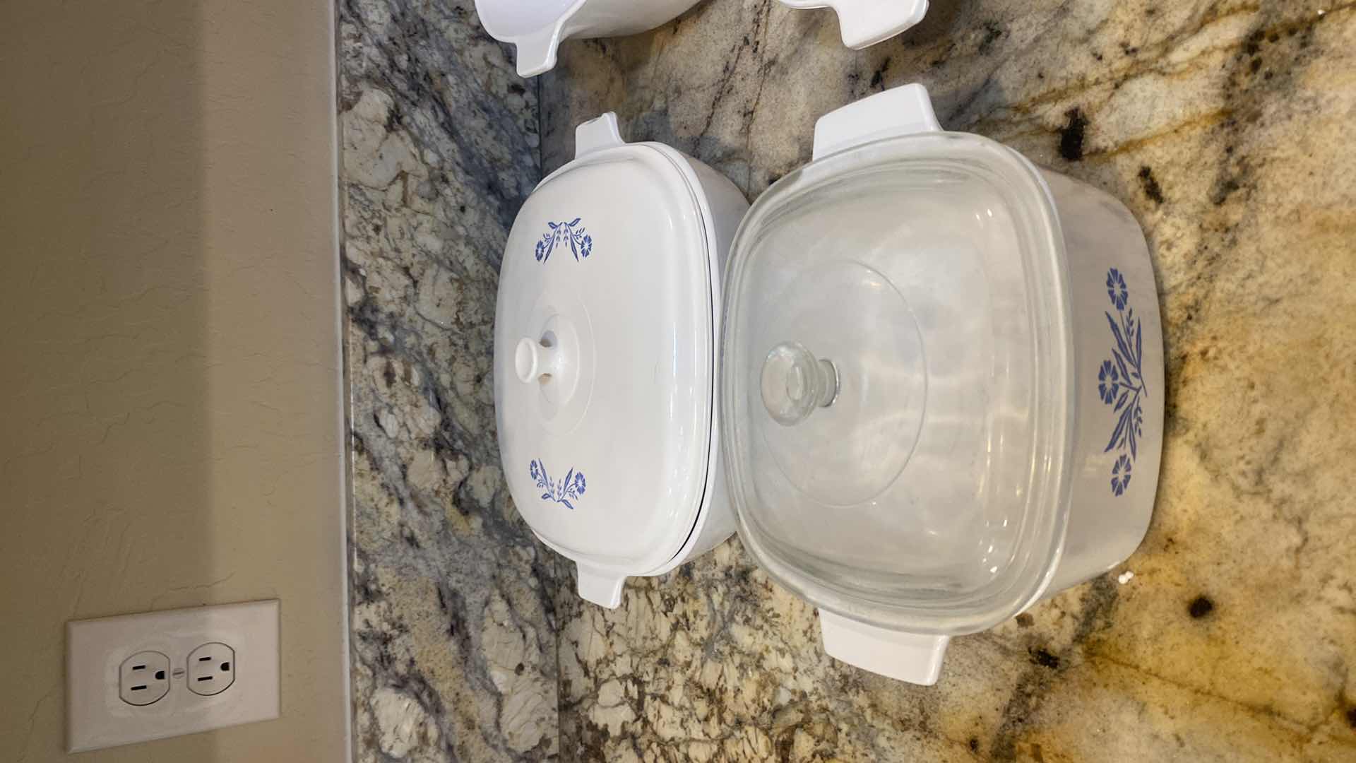 Photo 1 of CORNINGWARE 6 PIECE SET (handle is chipped on back left covered casserole)