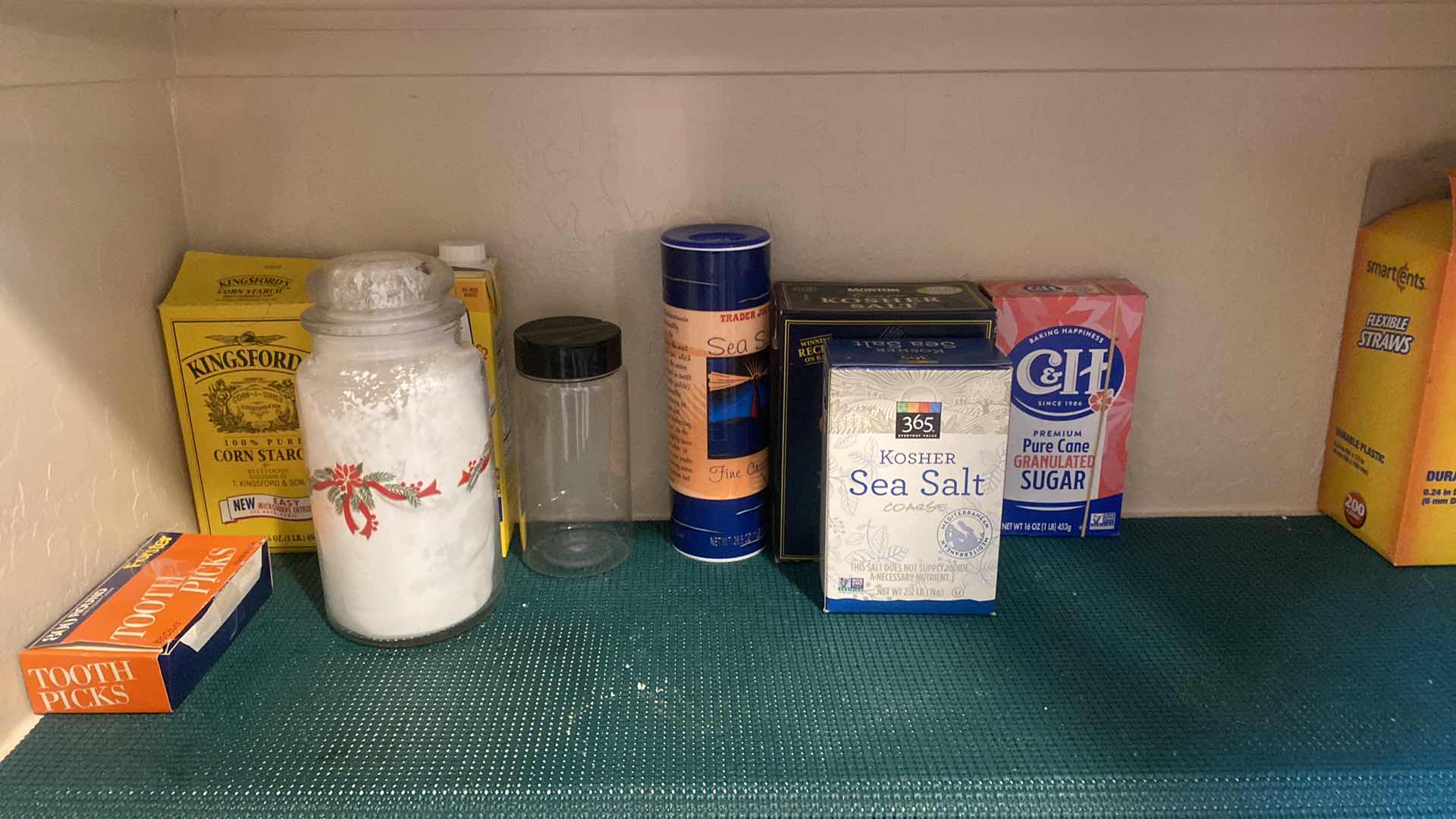 Photo 1 of CONTENTS OF KITCHEN PANTRY