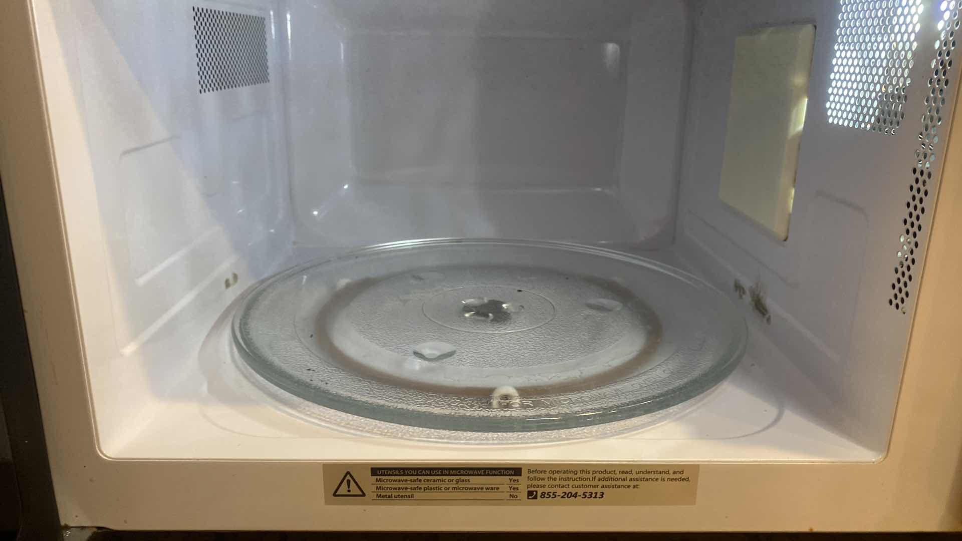 Photo 1 of GE MICROWAVE 20 1/2” x 14 1/2” H 13”