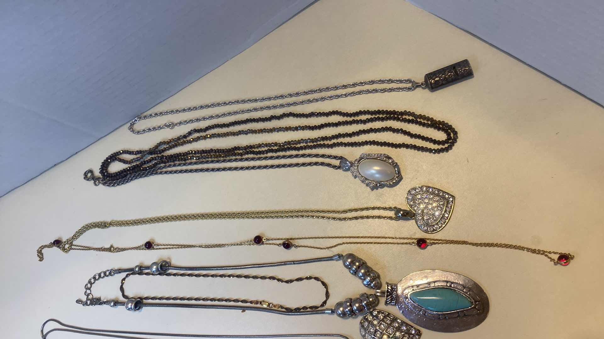 Photo 1 of 10 - NECKLACES FASHION JEWELRY