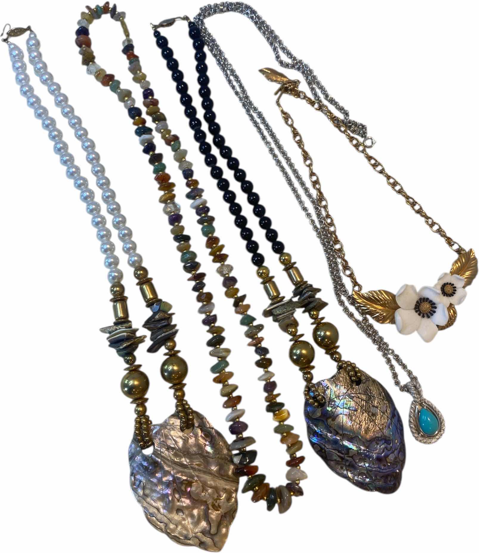 Photo 1 of 5 - NECKLACES FASHION JEWELRY
