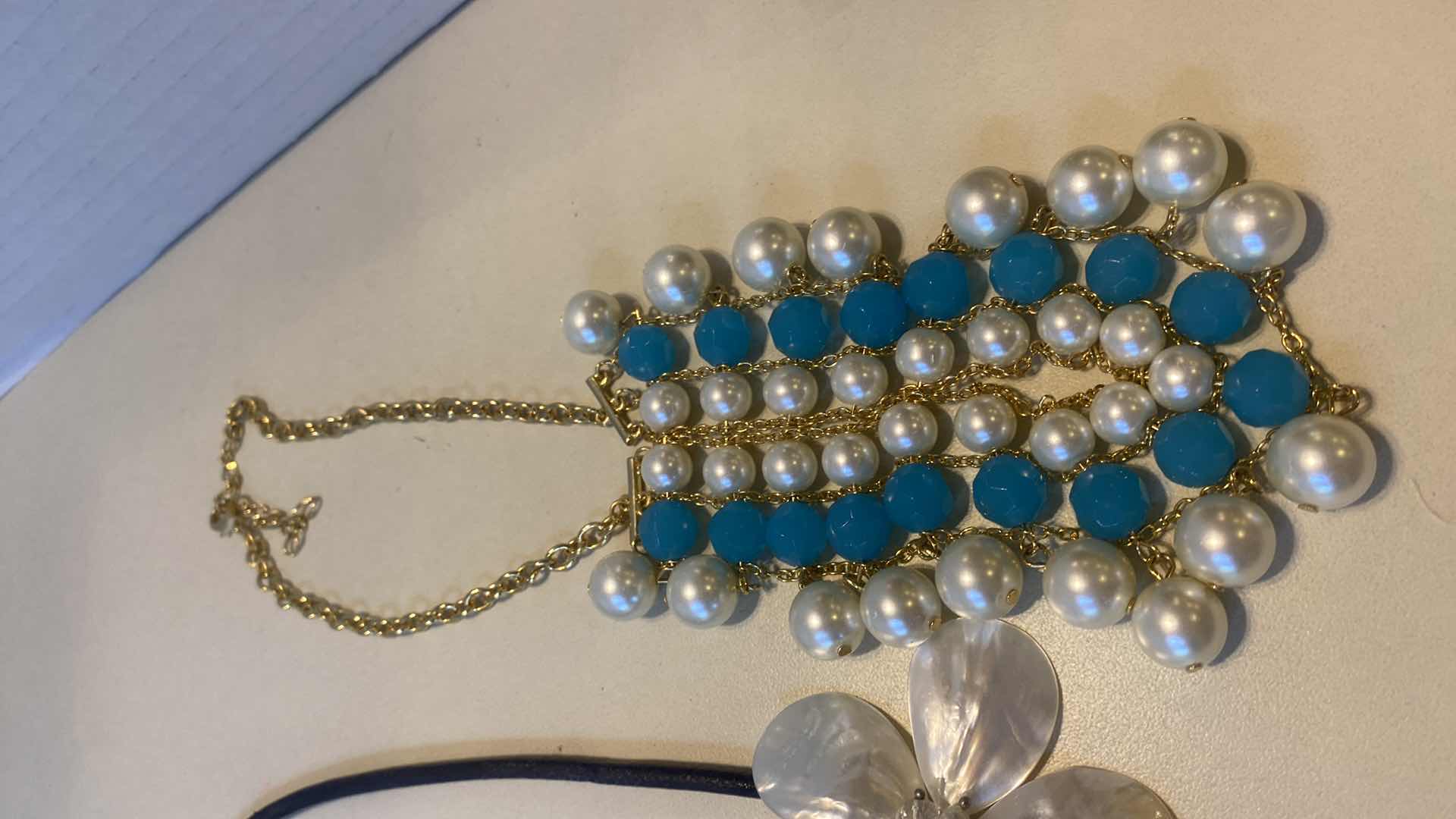 Photo 1 of 3 - NECKLACES FASHION JEWELRY
