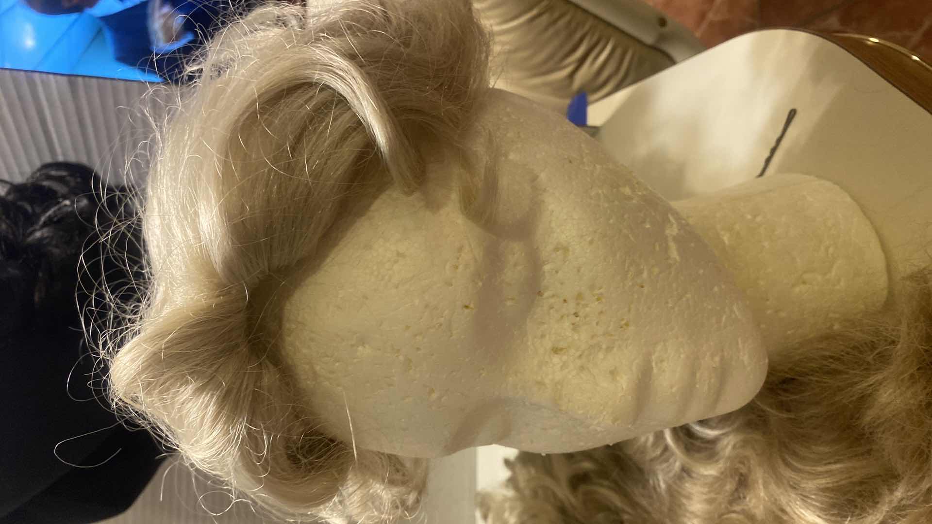 Photo 1 of 2 - WIGS & 8 HAIR TOPPERS